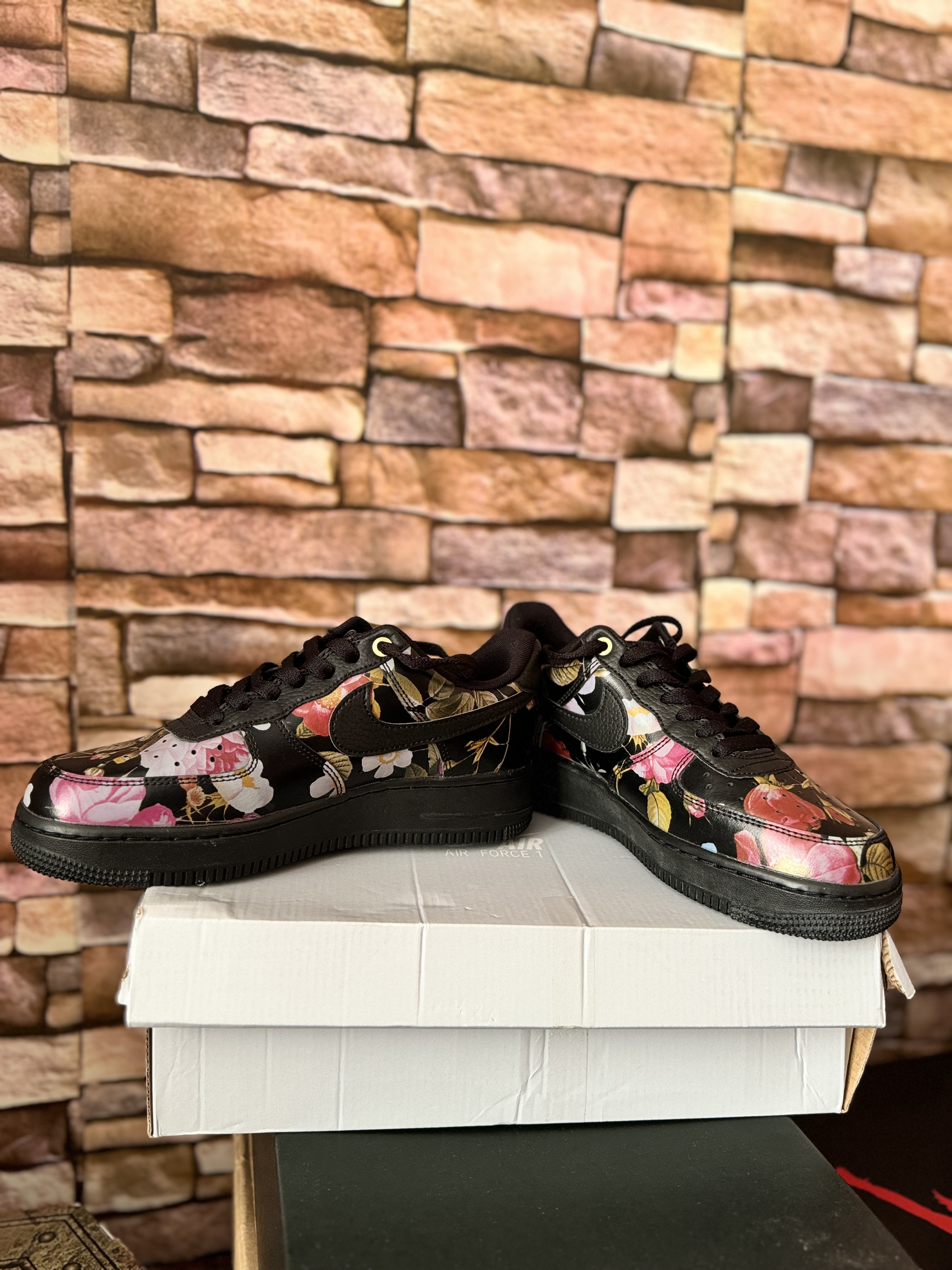 Nike Air Force 1 Low "Black Floral"