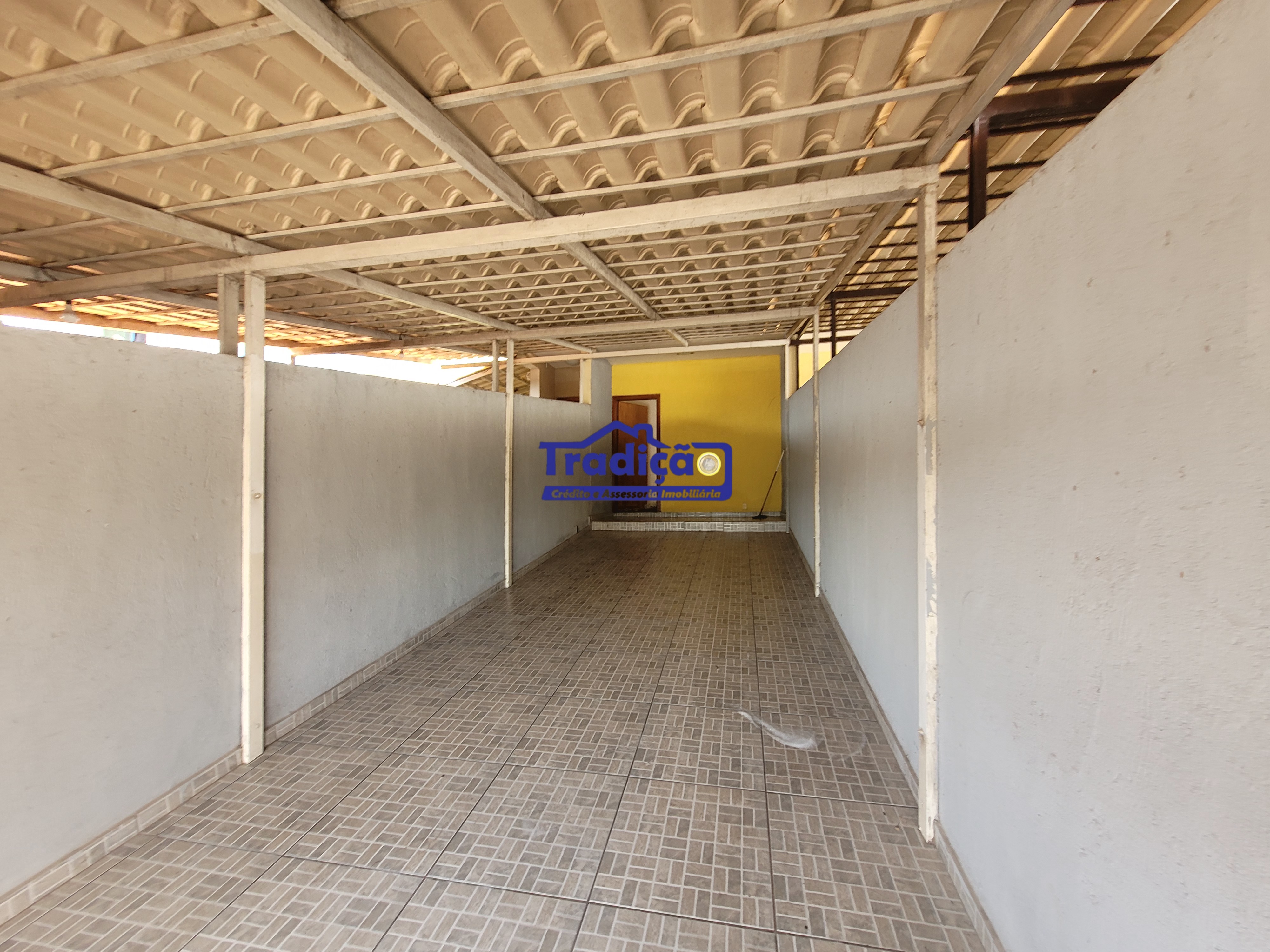 Casa à venda no Bairro Tupanuara em São Joaquim de Bicas