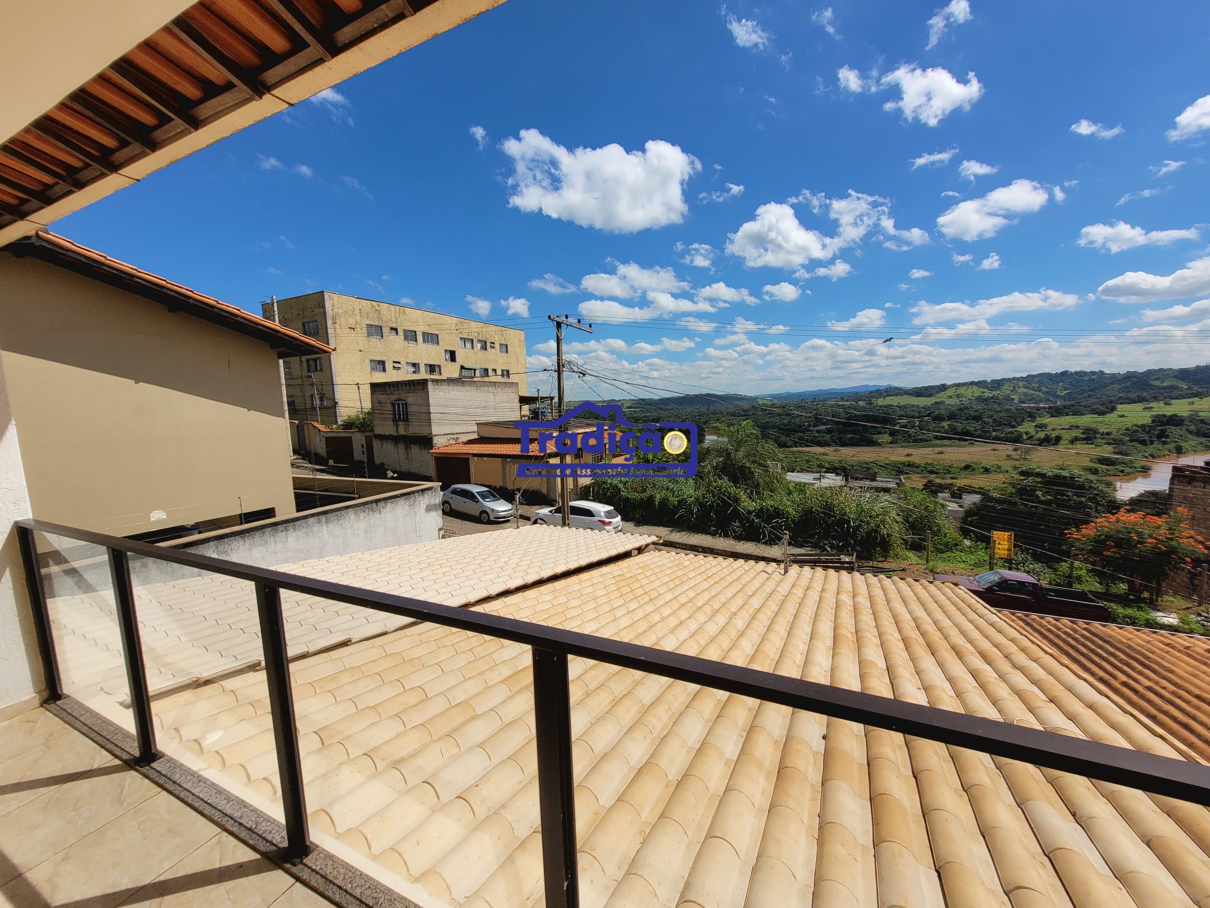 Casa à venda no Bairro Tupanuara em São Joaquim de Bicas