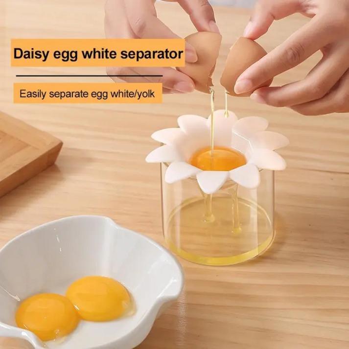 Flower shape egg separator