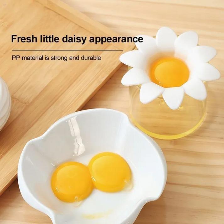 Flower shape egg separator