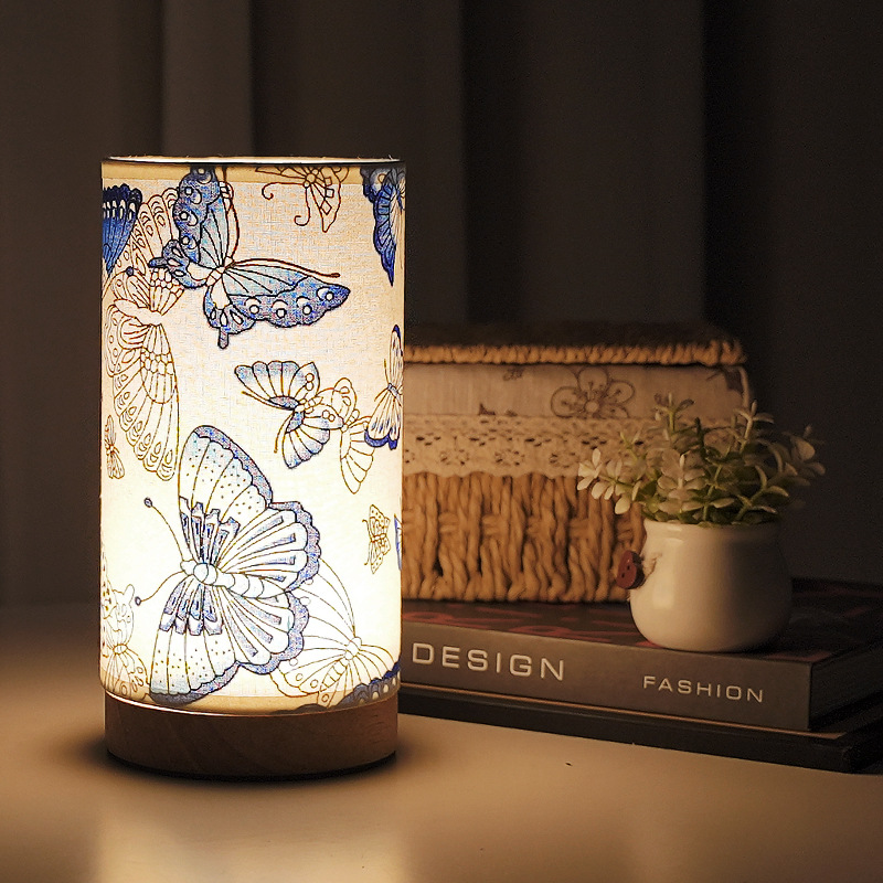 Fabricated table lamp