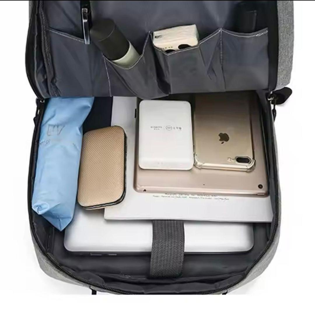 Multipurpose laptop bag with USB port