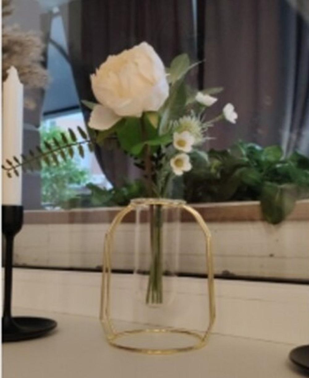 Metal Flower vase 