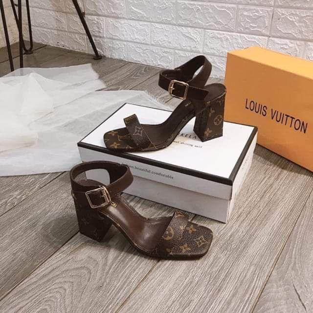 Rexine heel