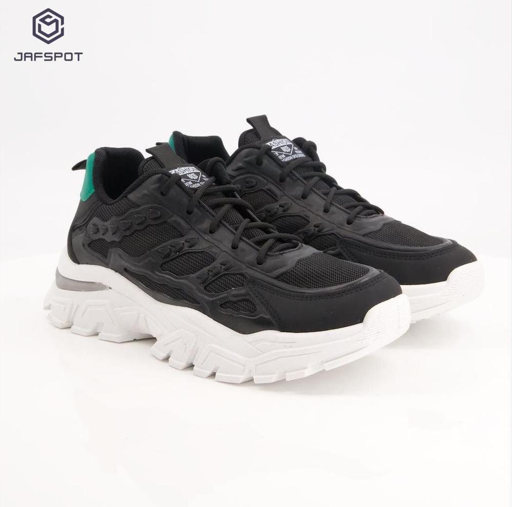Men's mesh and pu leather sneakers