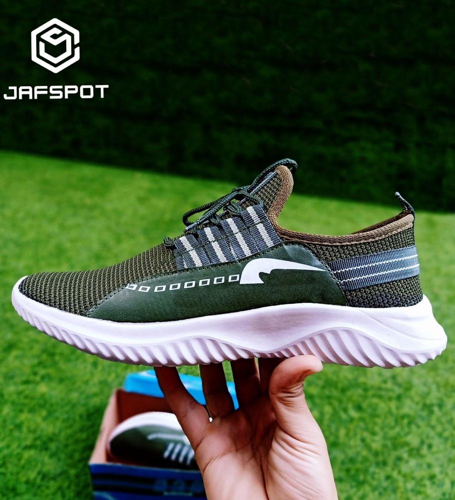 Men's mesh and pu leather sneakers