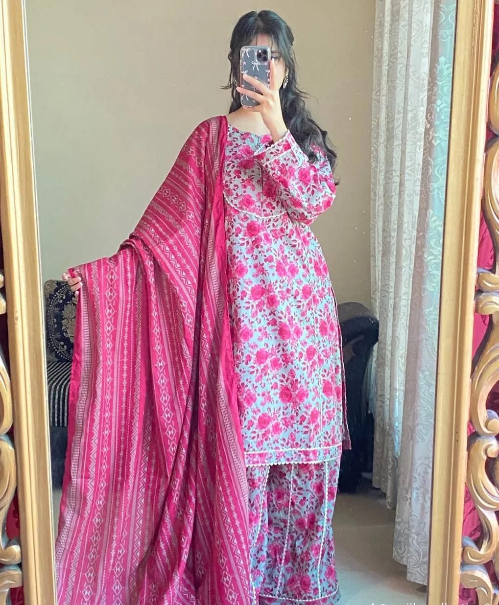 FABRIC 3PC Lawn with Voile Lawn Dupatta