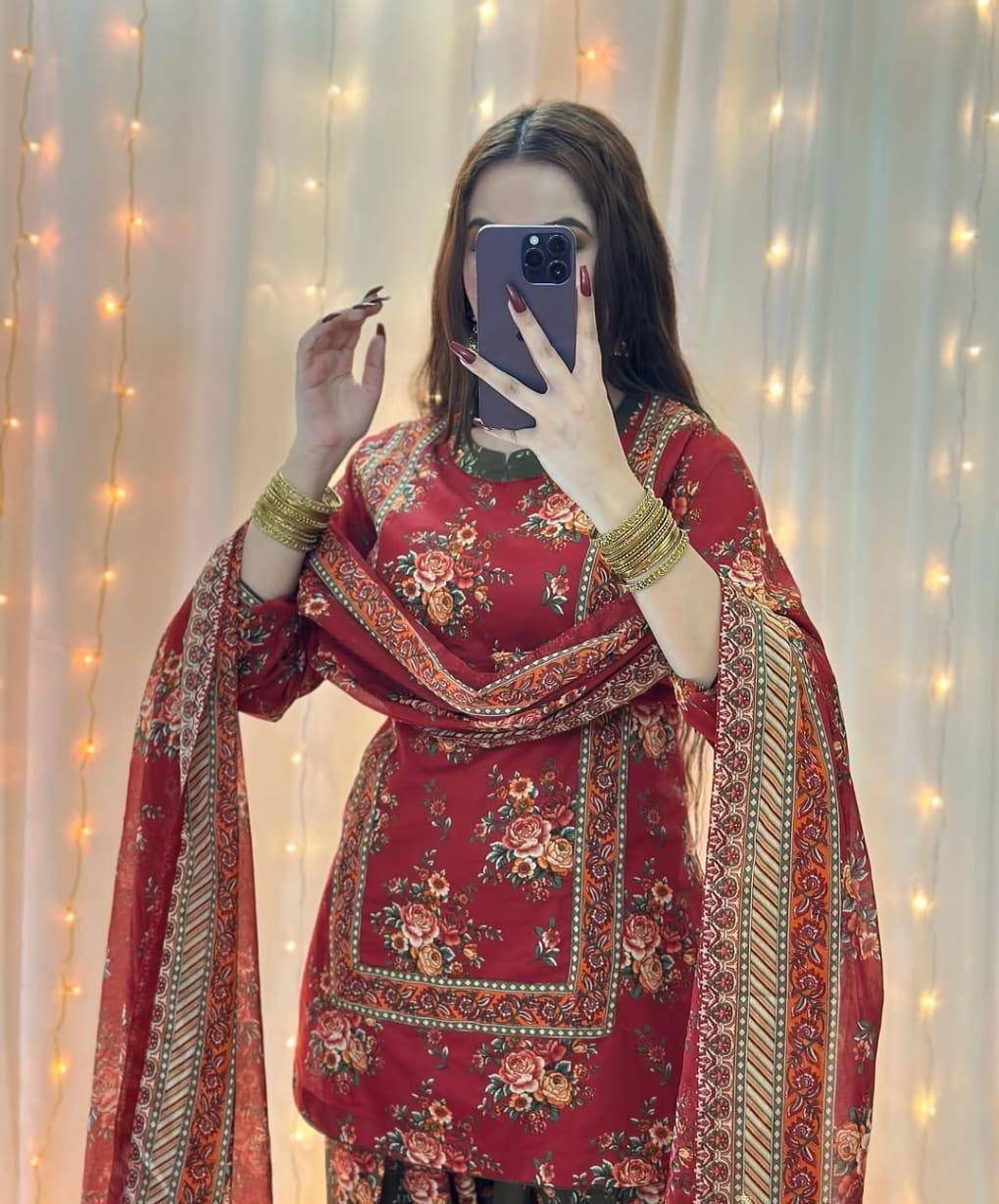 FABRIC 3PC Lawn with Voile Lawn Dupatta