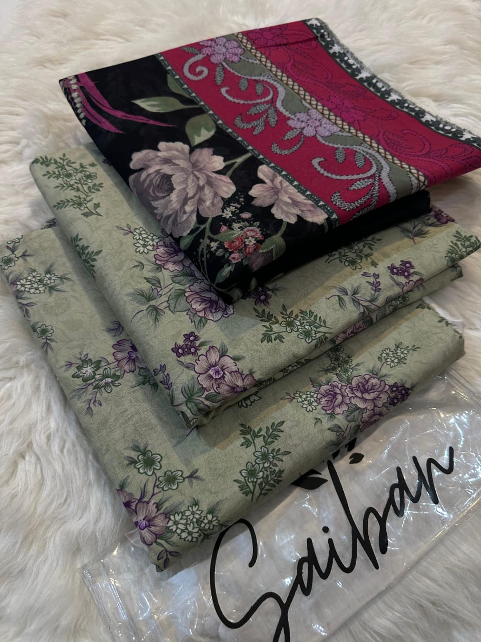 3pc lawn unstitched with lawn voil dubbatta
