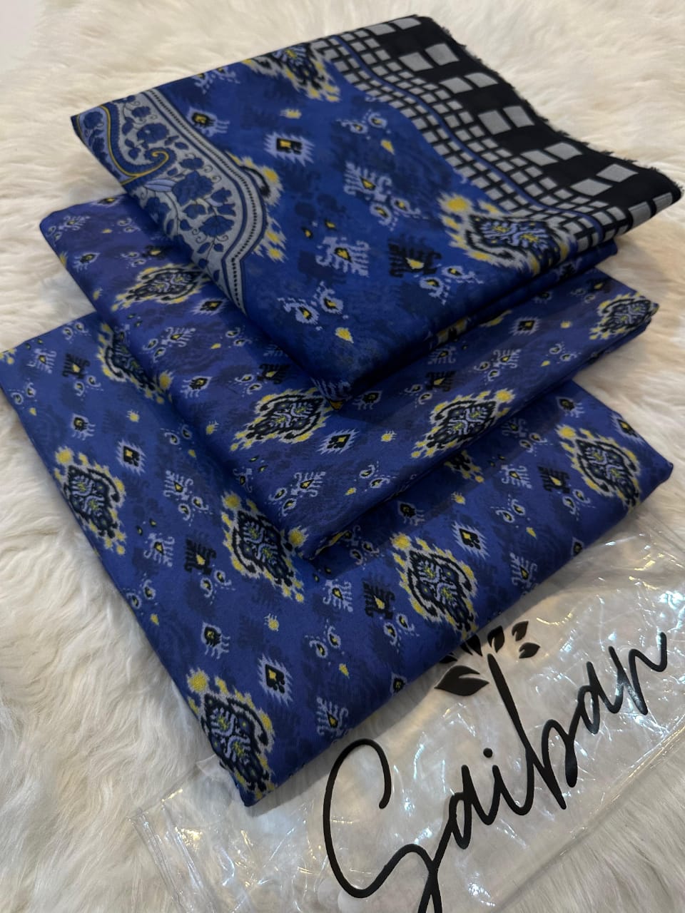 3pc lawn unstitched with lawn voil dubbatta