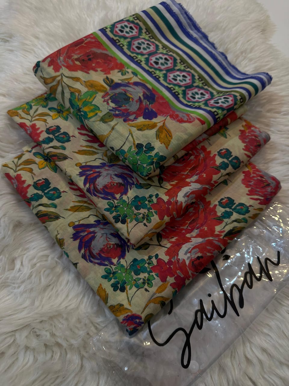 3pc lawn unstitched with lawn voil dubbatta