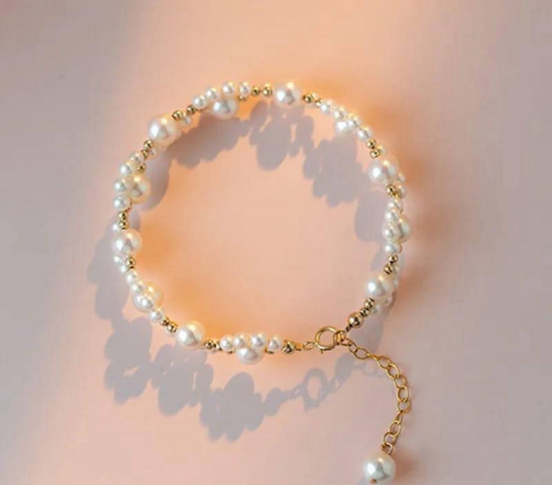 Elegant Pearl Bracelet