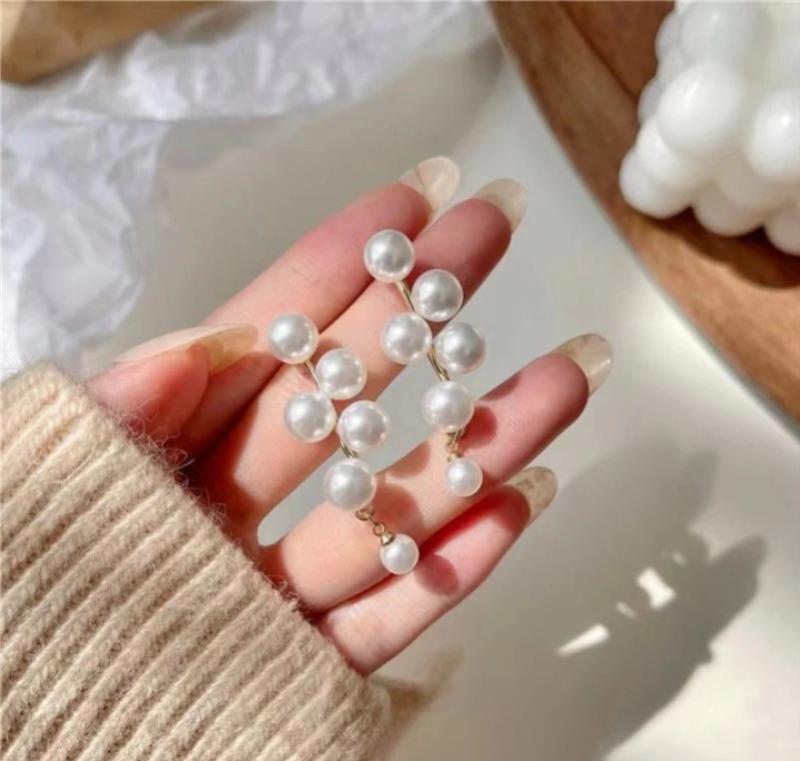 Elegant Pearl Drop Earrings