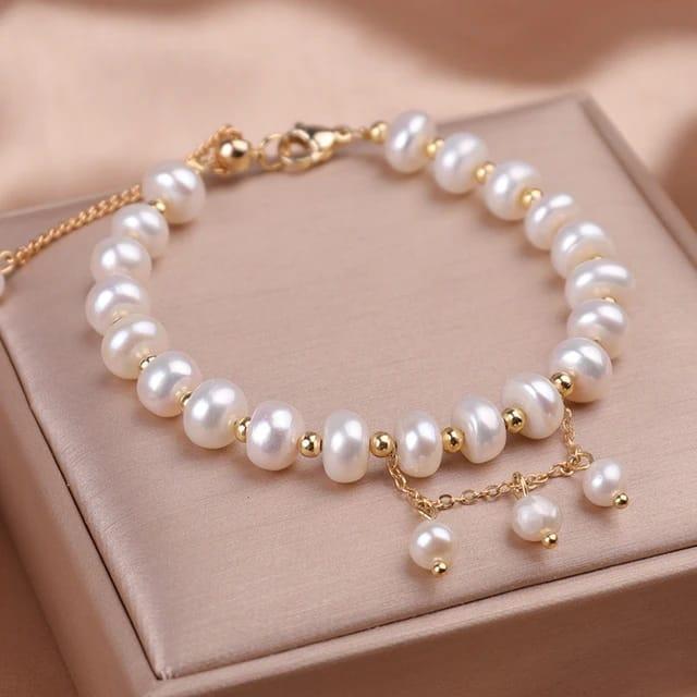 Elegant Pearl Bracelet