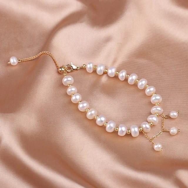 Elegant Pearl Bracelet