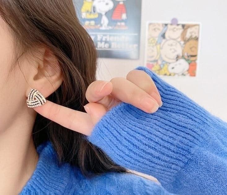 Elegant Geometric Crystal Earrings