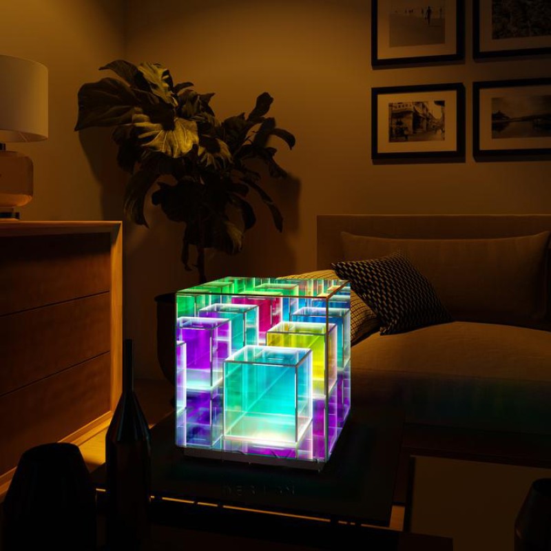 Cubic Infinity Lamp