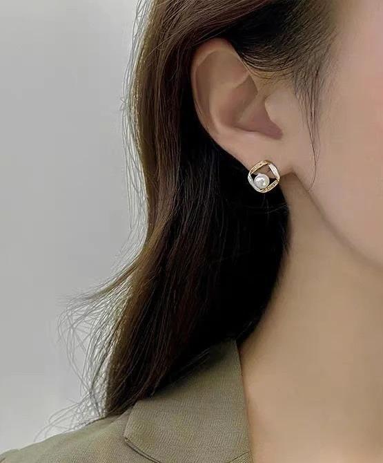 Elegant Pearl Stud Earrings