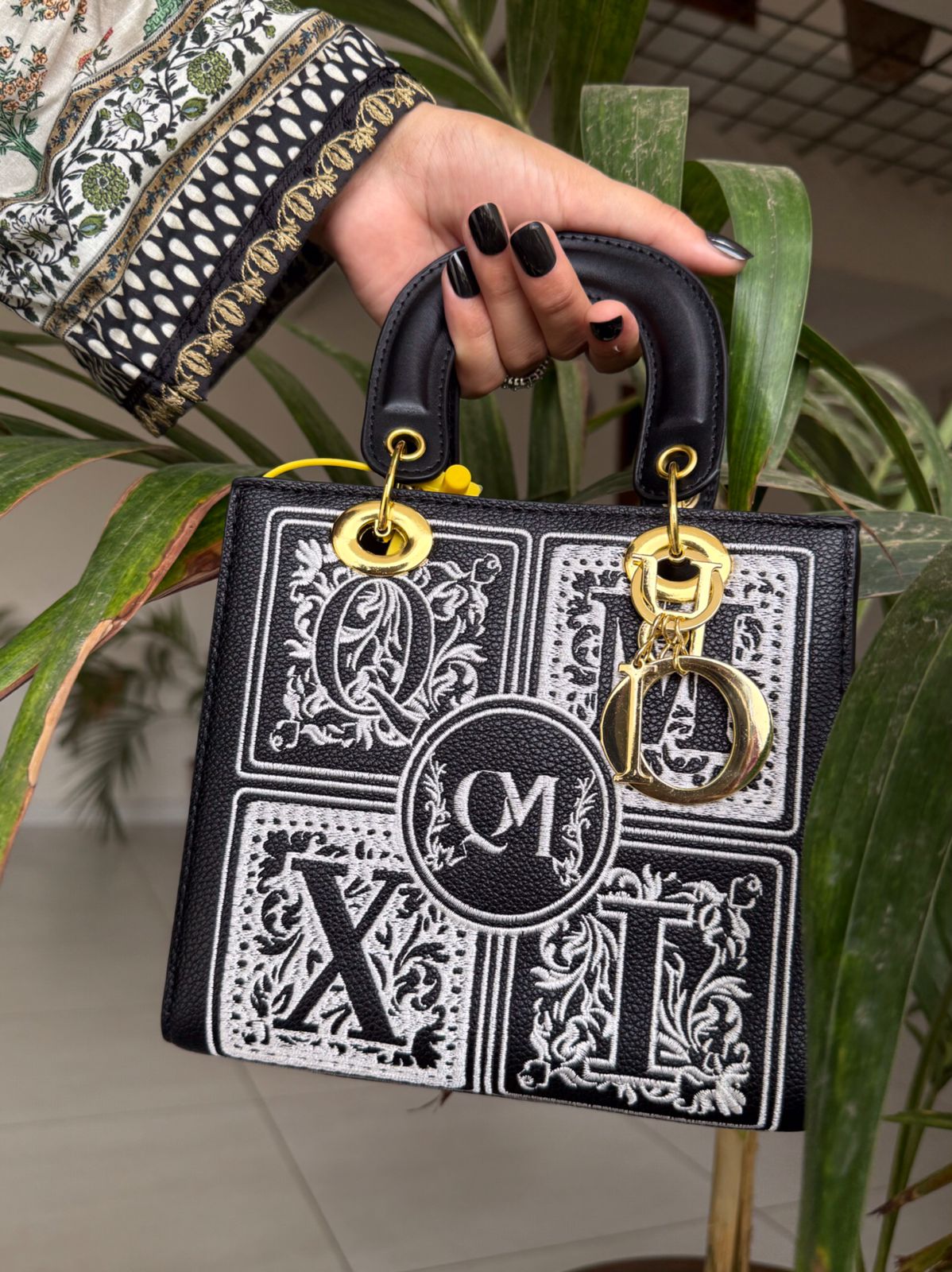 Elegant Embroidered Handbag with Belt – Classy, Bold & Iconic Charm