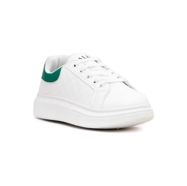 White Casual Sneaker