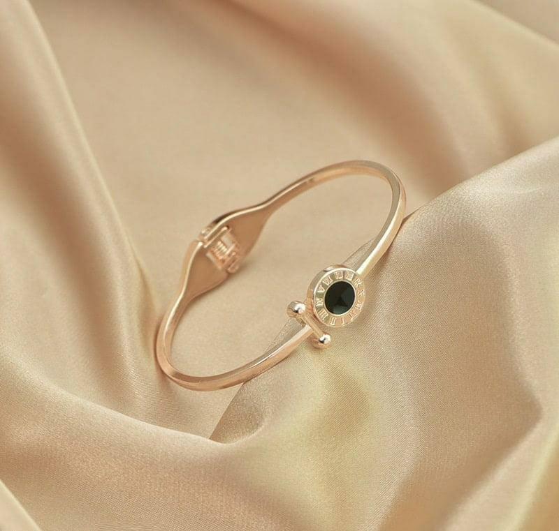 Elegant Gold-Plated Bracelet