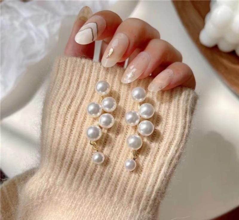 Elegant Pearl Drop Earrings