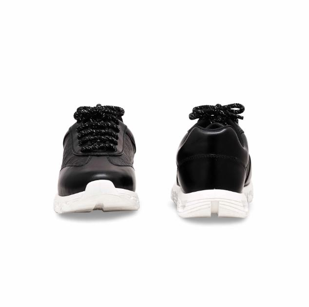 Black Casual Sneaker