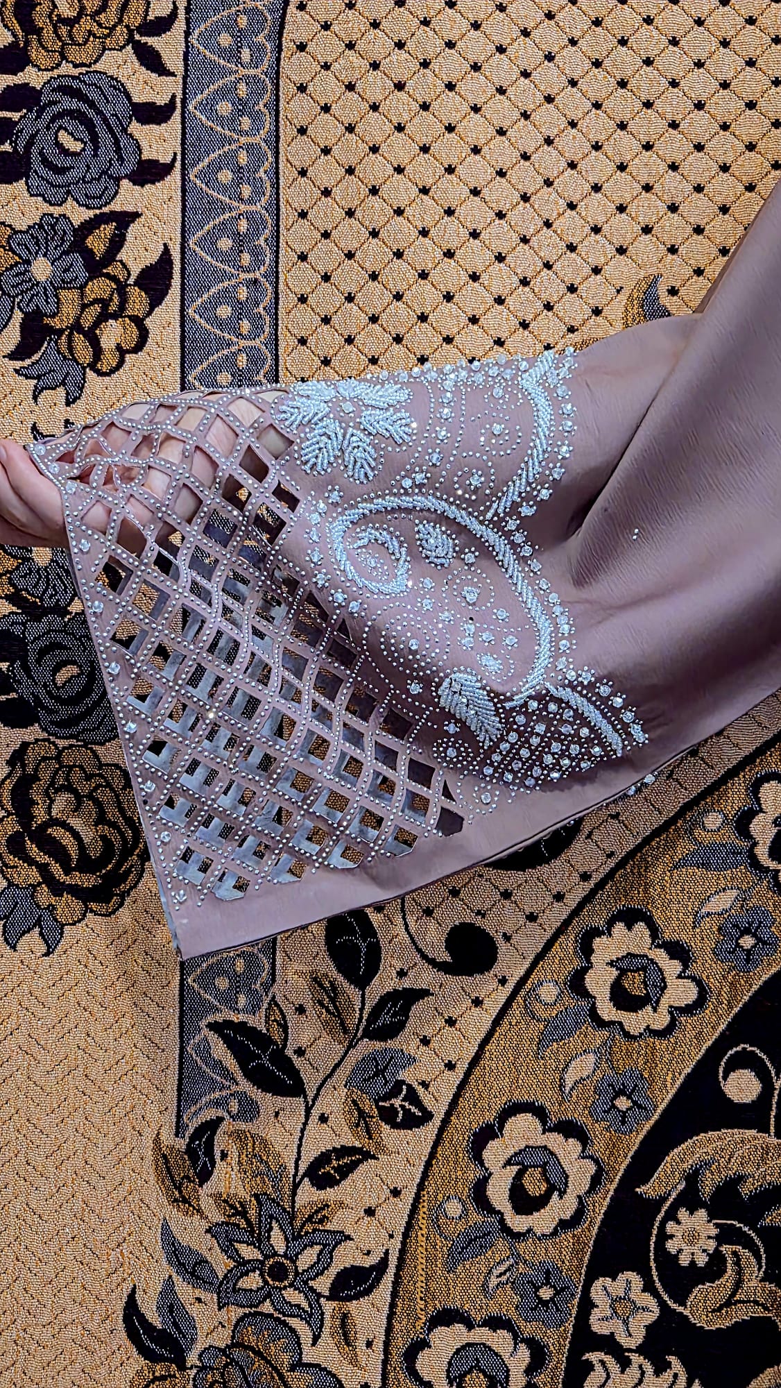 Baby Pink Embroidered Abaya
