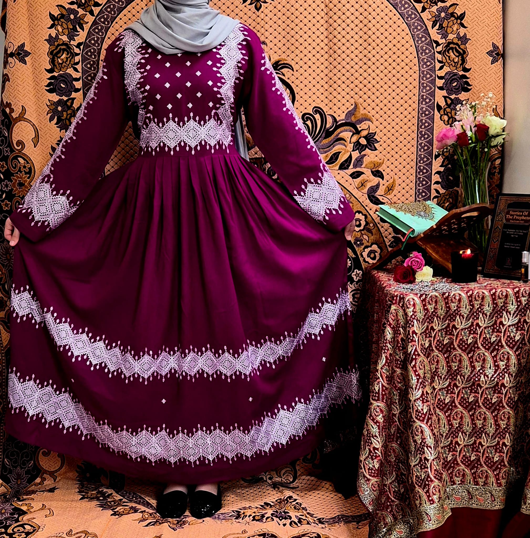 Burgundy & Silver Traditional Afghan Gand