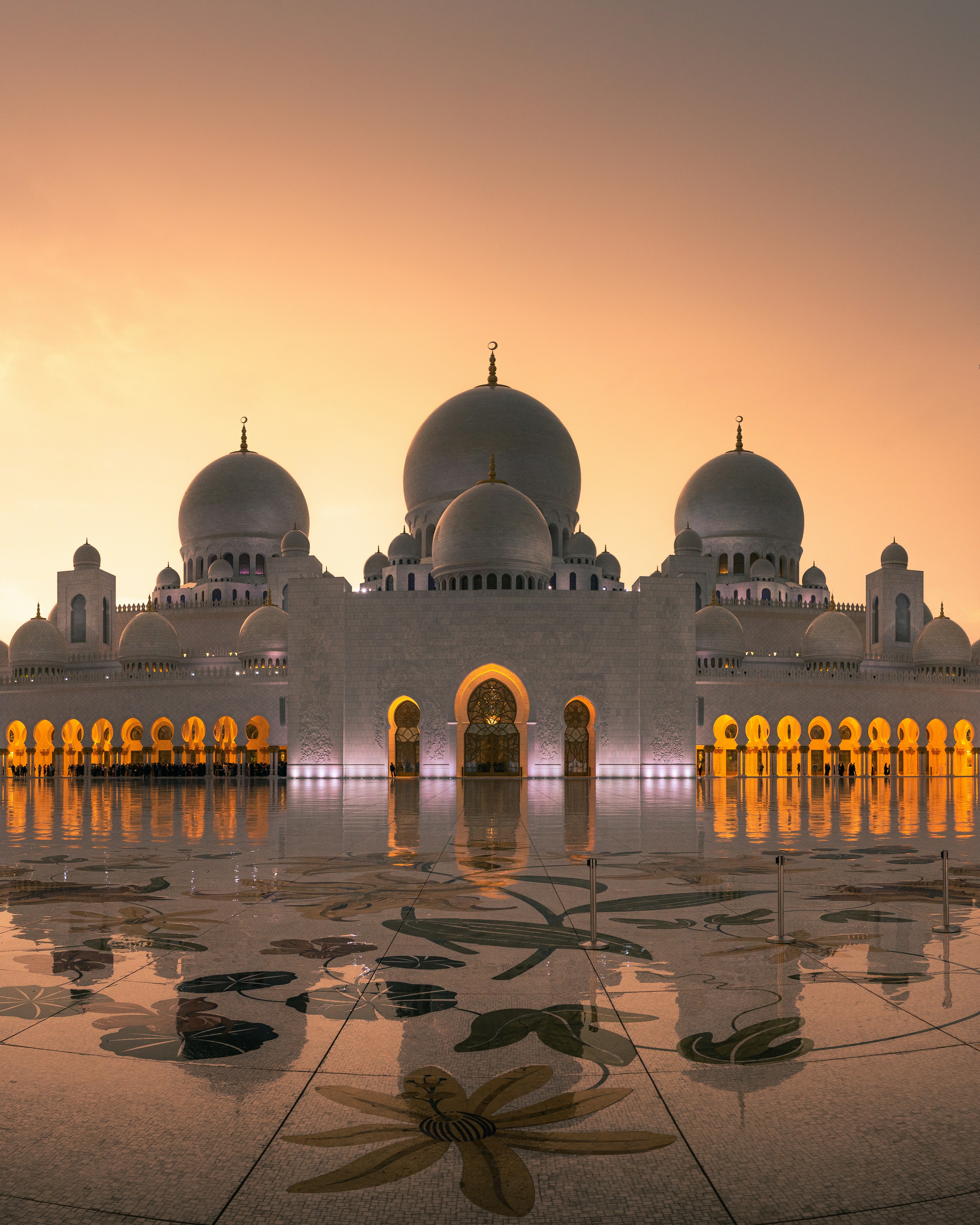 Dubai & Abu Dhabi: Upcoming Fixed Departure Tour