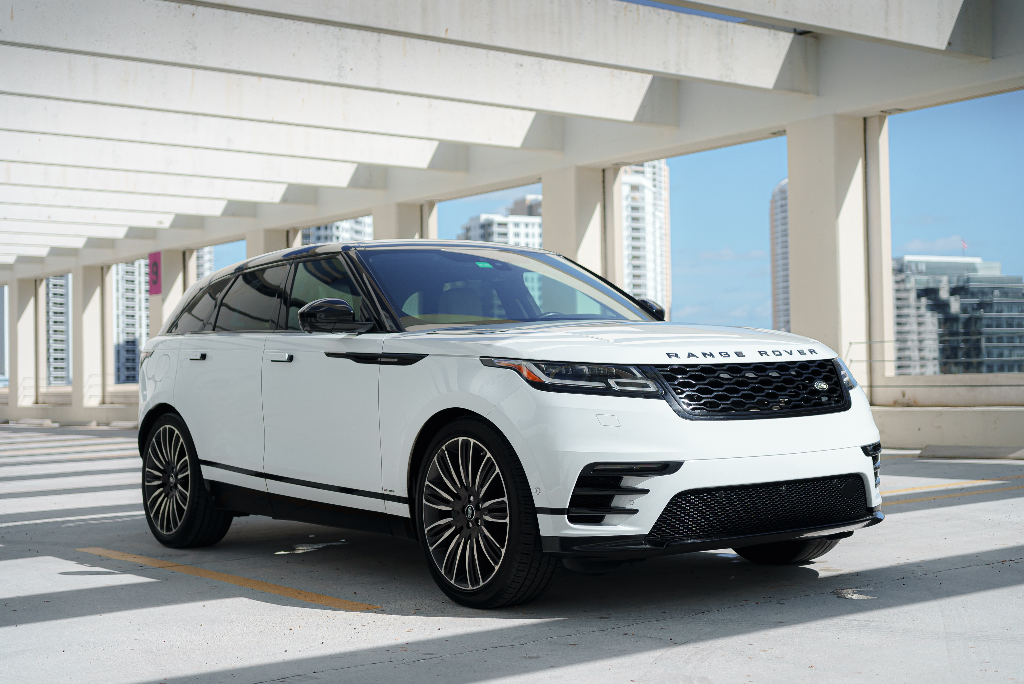 RANGE ROVER Velar