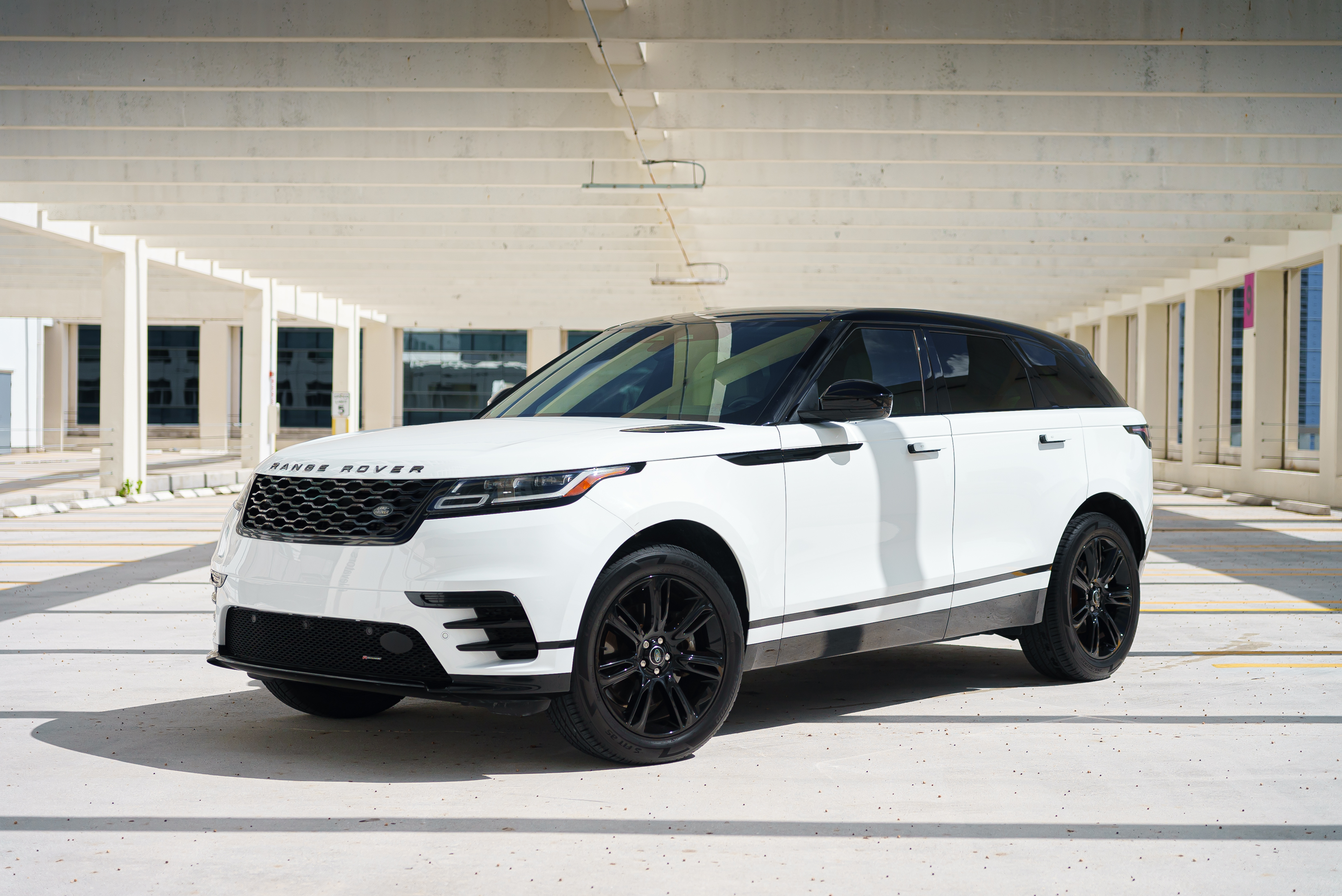 RANGE ROVER Velar
