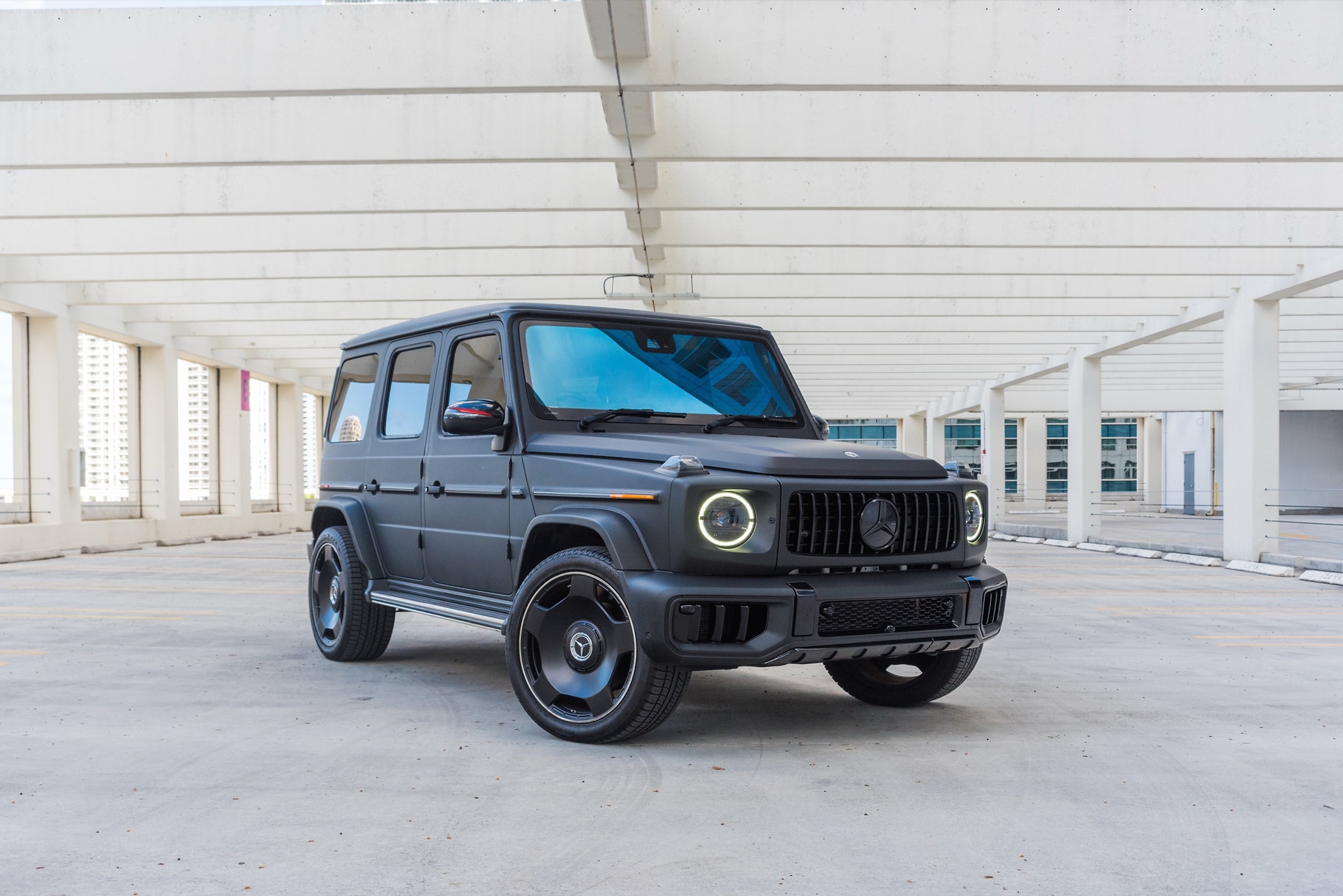 Mercedes-Benz G550 