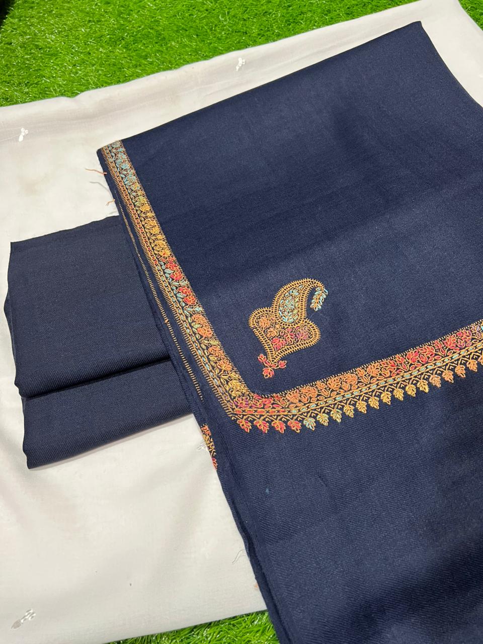 Hand Embroidery PASHMINA 3pcs with full shawl.