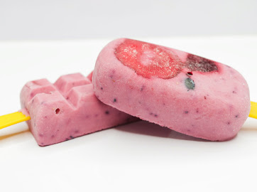Paletas de frutos rojos