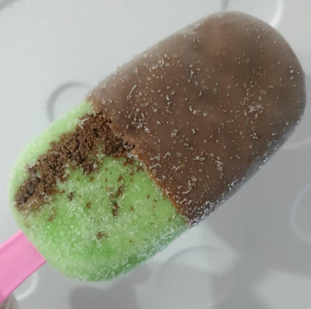 Paleta  de chocolate y menta