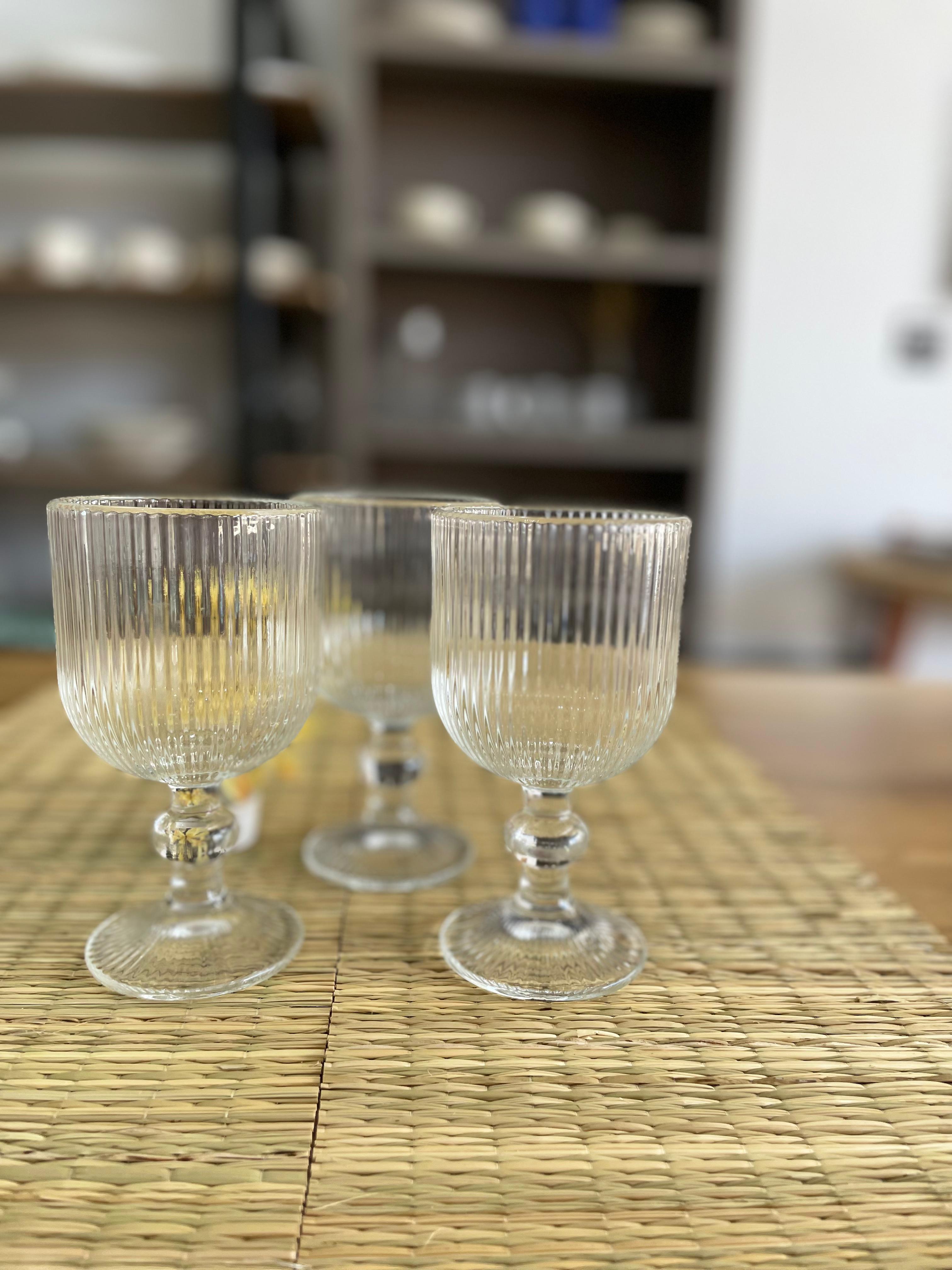 Taças de vidro vintage