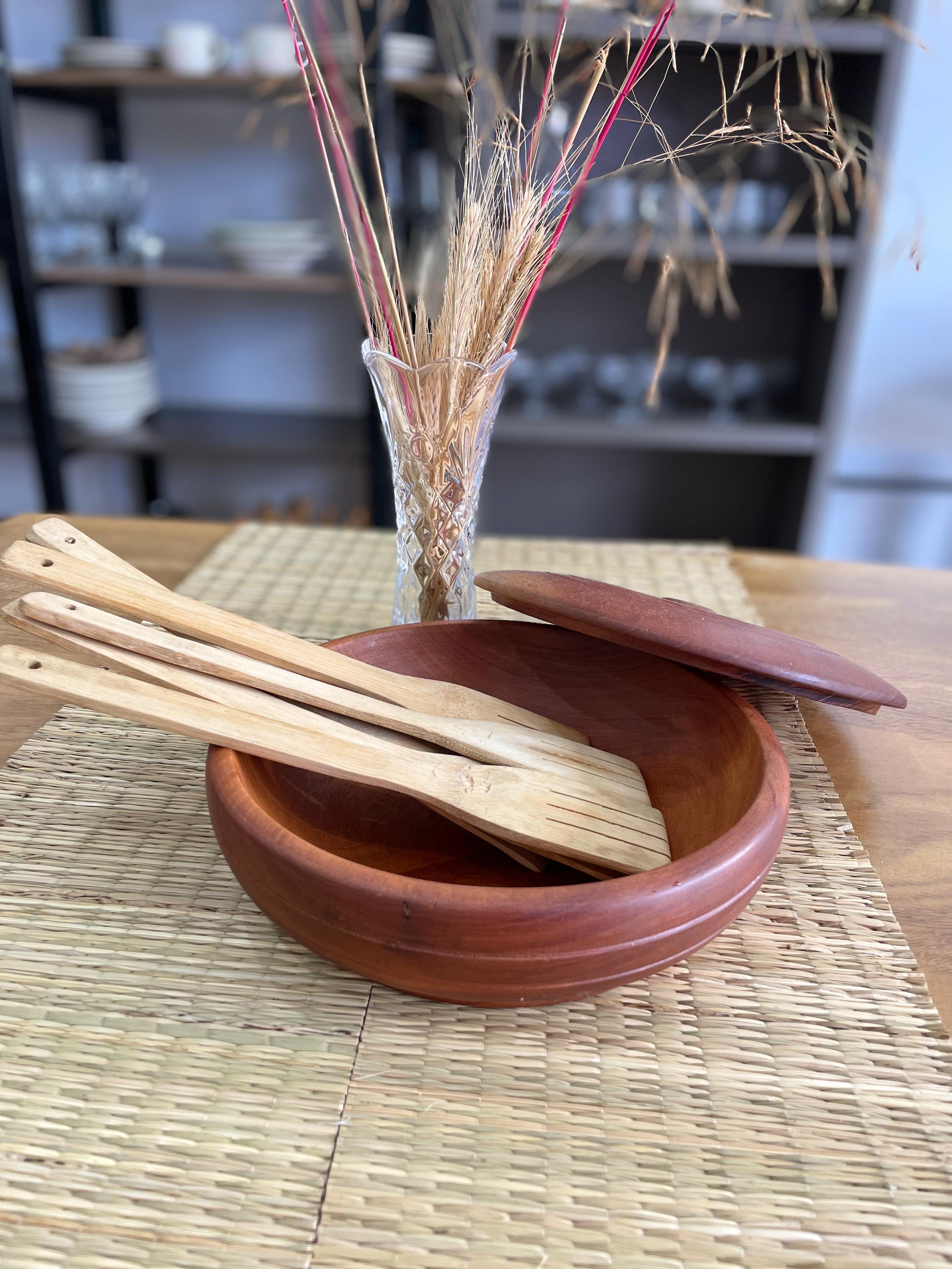 Conjunto de tigelas de salada de madeira
