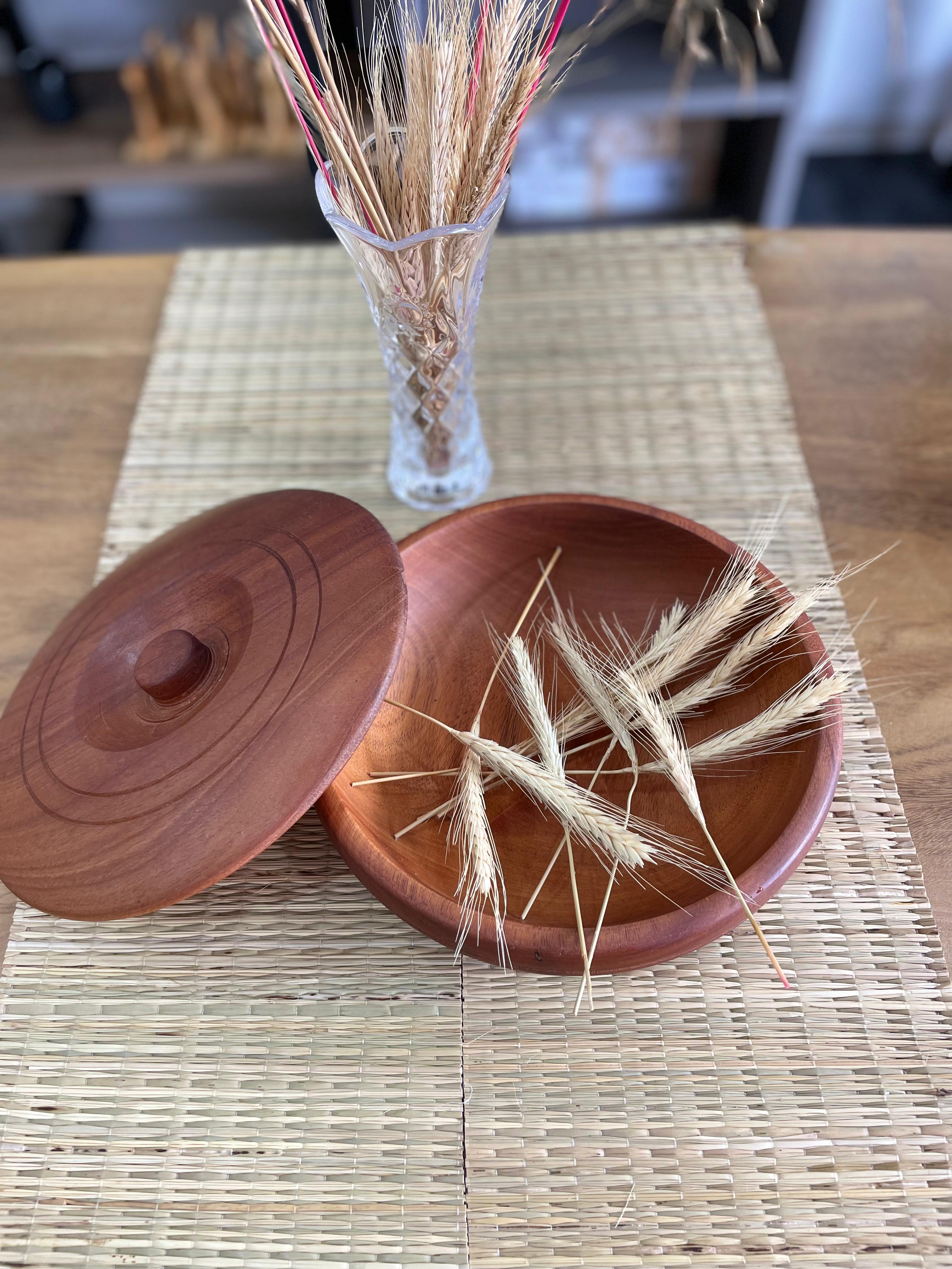 Conjunto de tigelas de salada de madeira