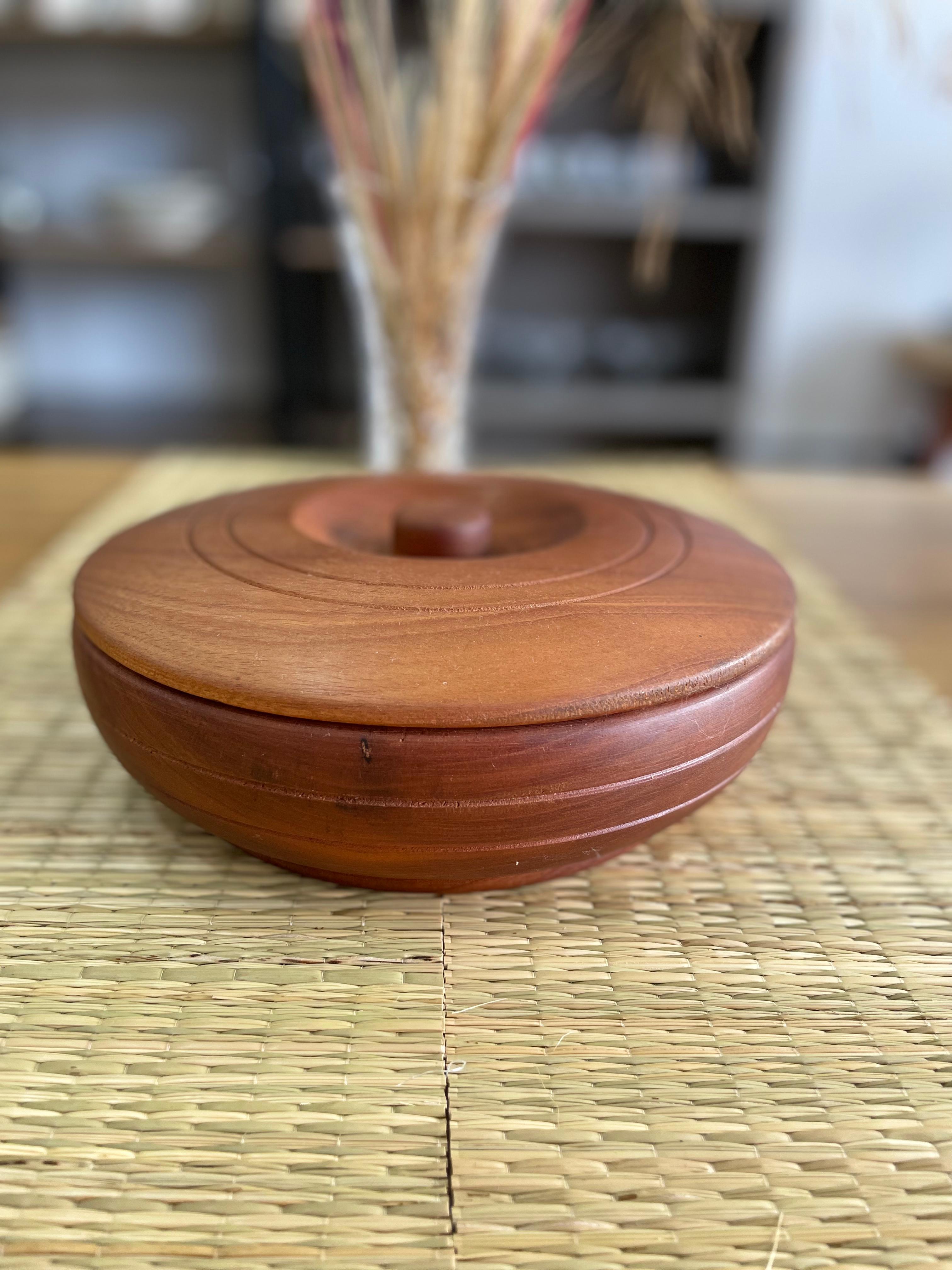 Conjunto de tigelas de salada de madeira