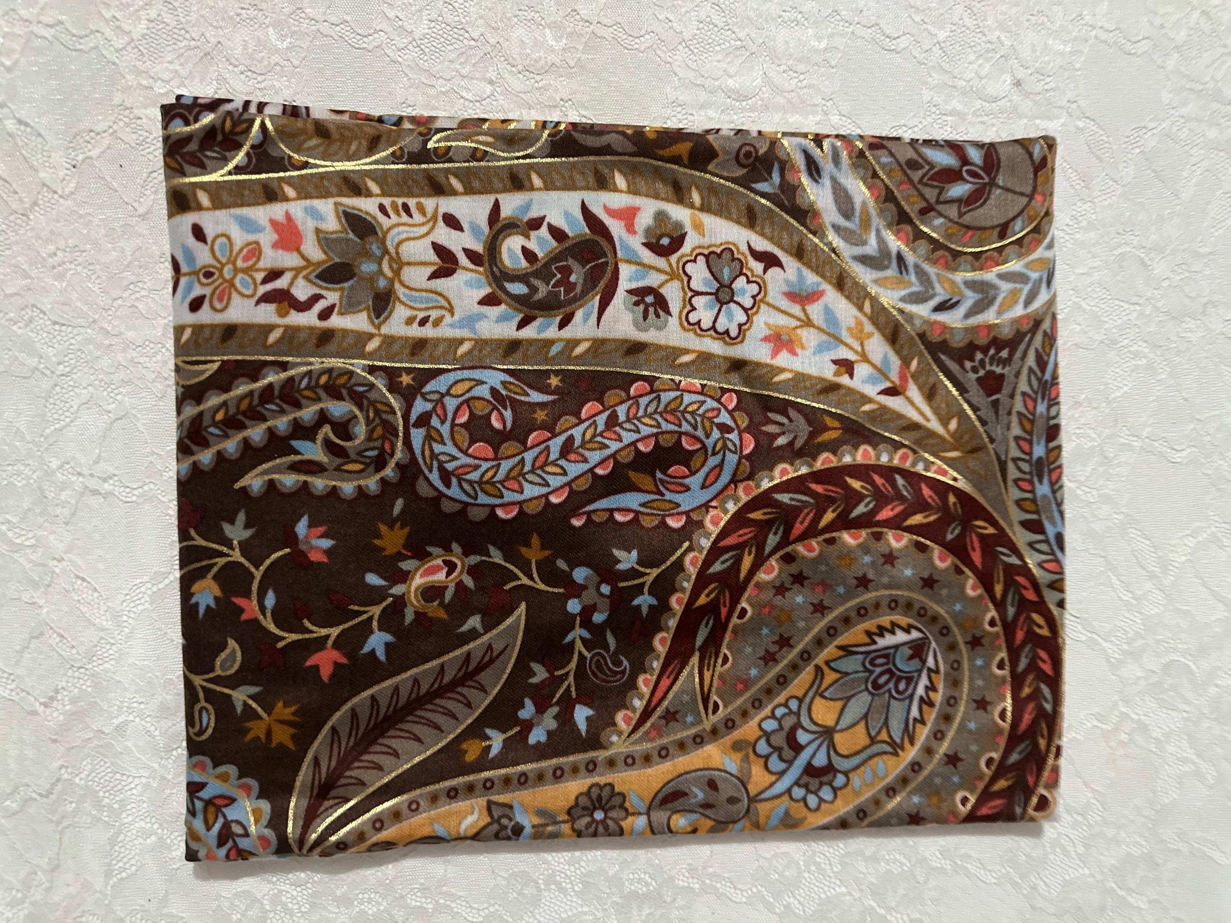 Desenli pamuk ipek şal