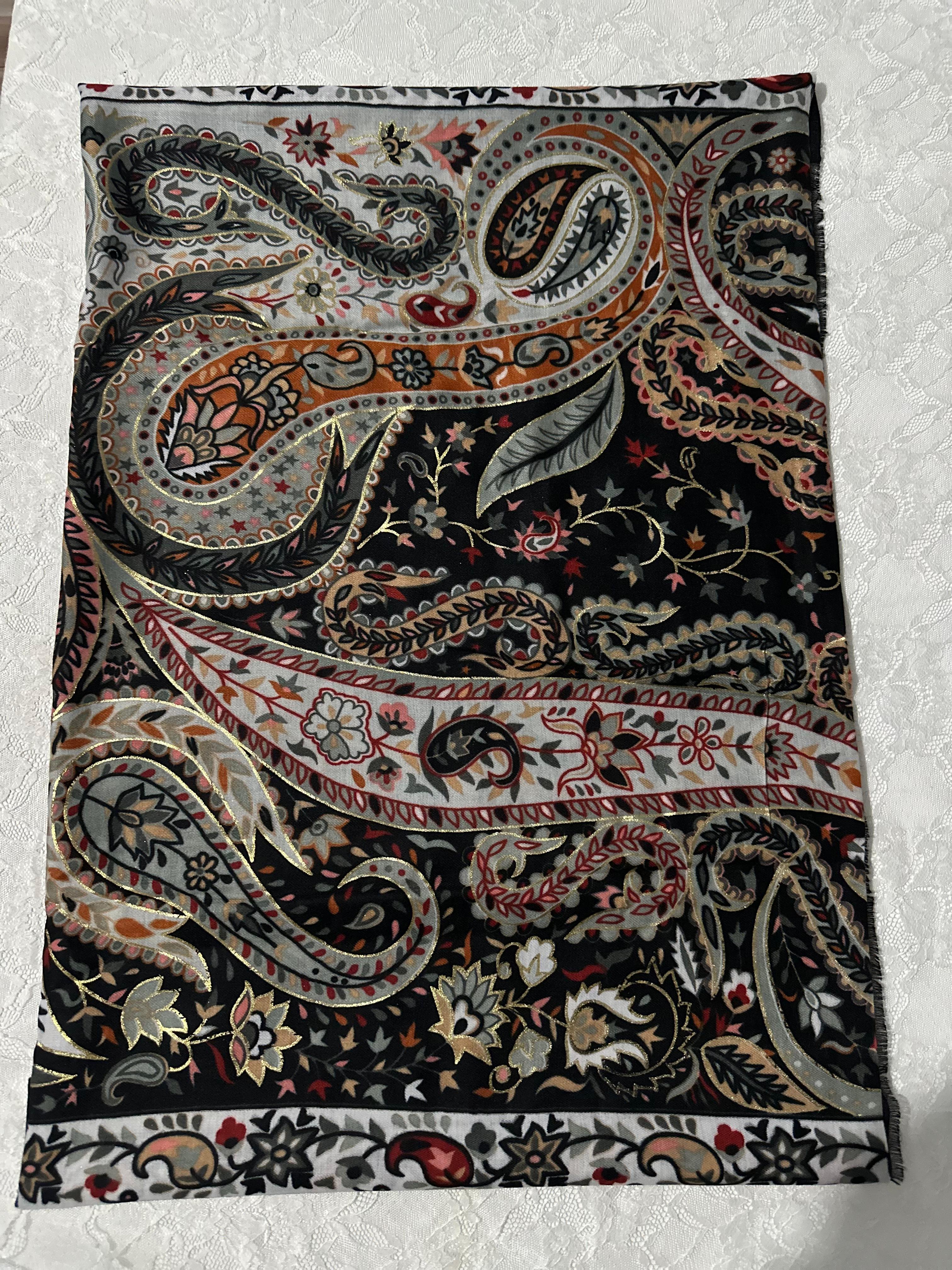 Desenli pamuk ipek şal