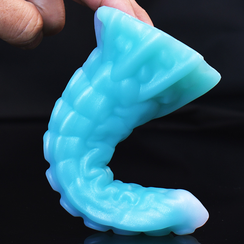 Alien Shape Liquid Silicone Butt Plug – Super Soft Anal Plug Dildo for Women, Multi‑Layer Ridge Texture, Body‑Safe Platinum Silicone, Custom Colors & Night Glow Available (S/M/L Sizes)