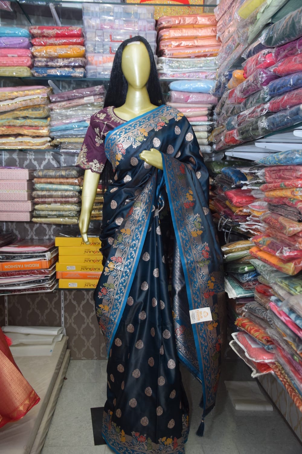 Elegant Black Silk Saree