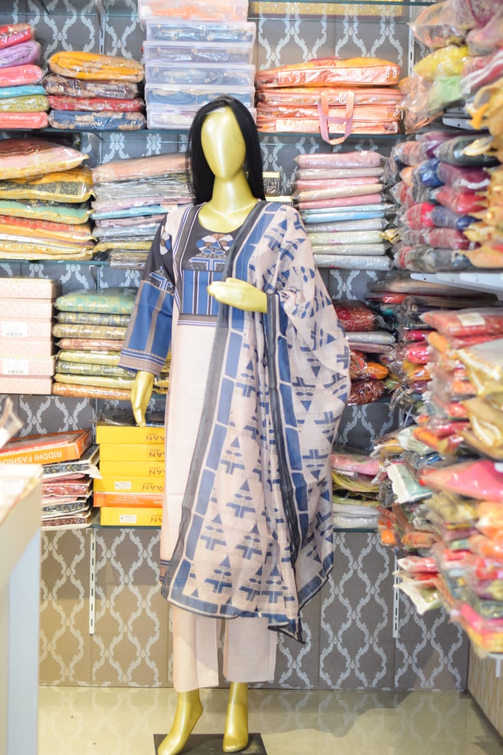 Traditional Women's Kurta Set