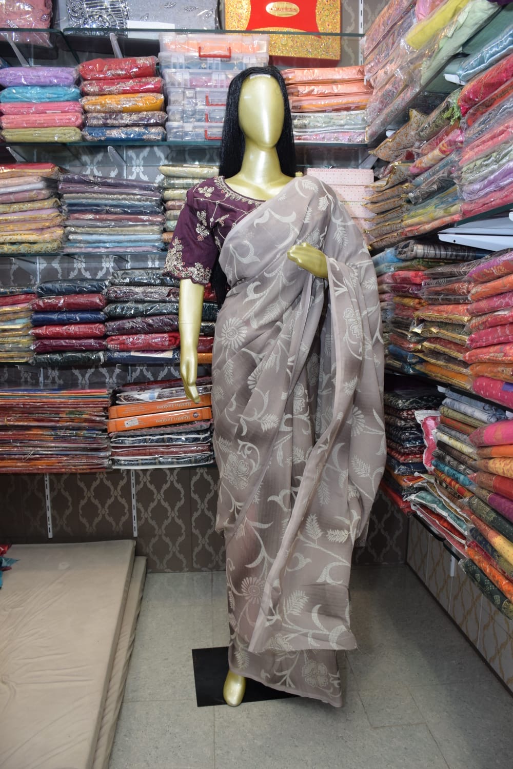 Elegant Beige Saree