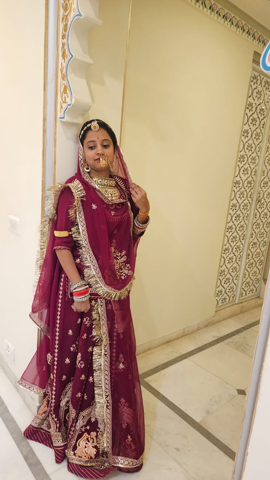 Rajasthni Poashak