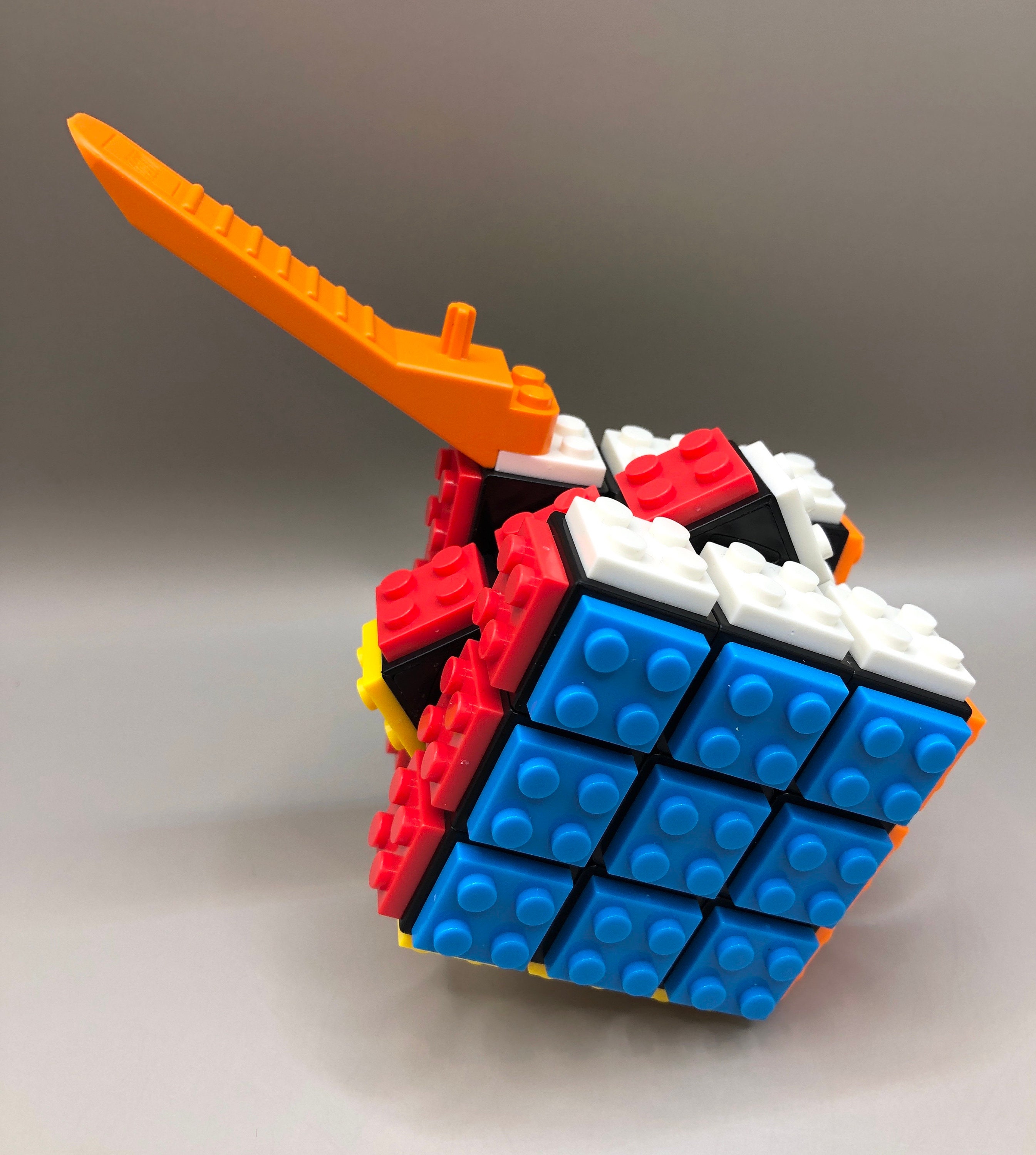 Puzzle cube & tile remover