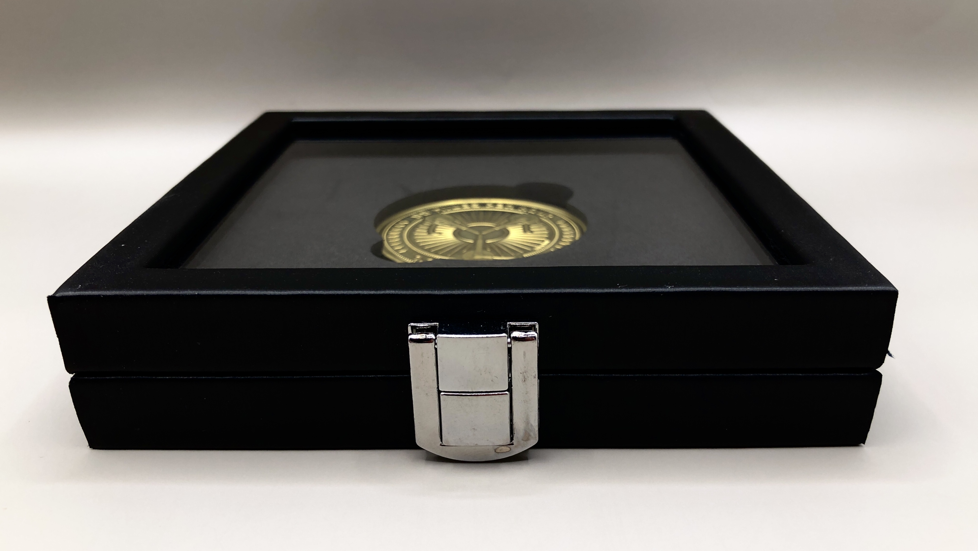 Back to the Future Flux Capacitor Collectors Coin and display case